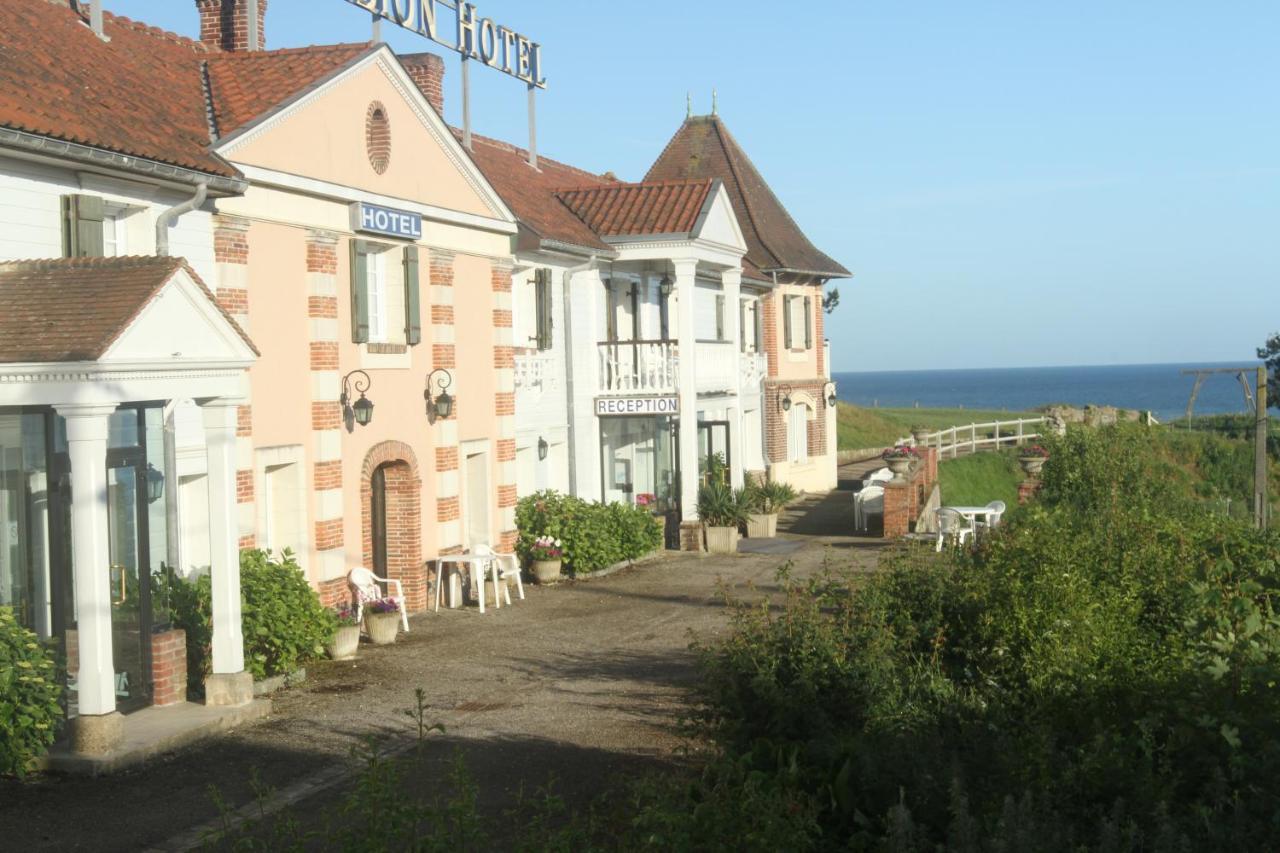 Hotel Royal Albion Mesnil-Val-Plage Exterior photo